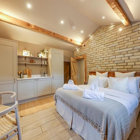 Apartments For Two In Brand New Luxury Rural Farmhouse Escape Ramsbottom Exterior photo